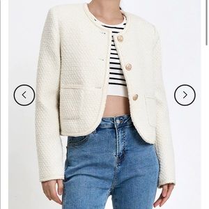 NWT White buttoned tweed jacket